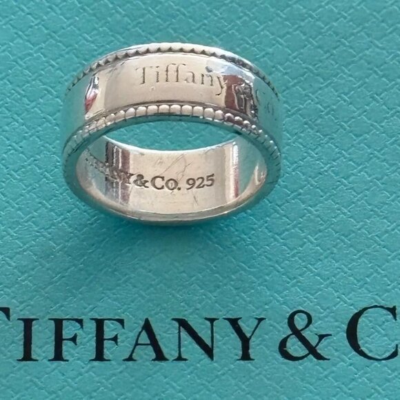 Like New, Gorgeous Tiffany & Co. Sterling Silver Engraved Ring - Picture 3 of 3
